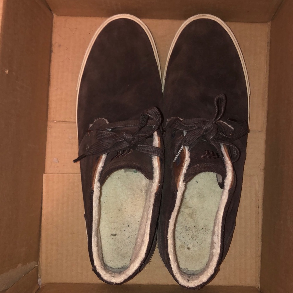 Box fresh shoes with inner coating US Size 12